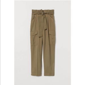 H&M Women's Khaki Green Paperbag Waist Loose Fit Cargo Pants Size 10